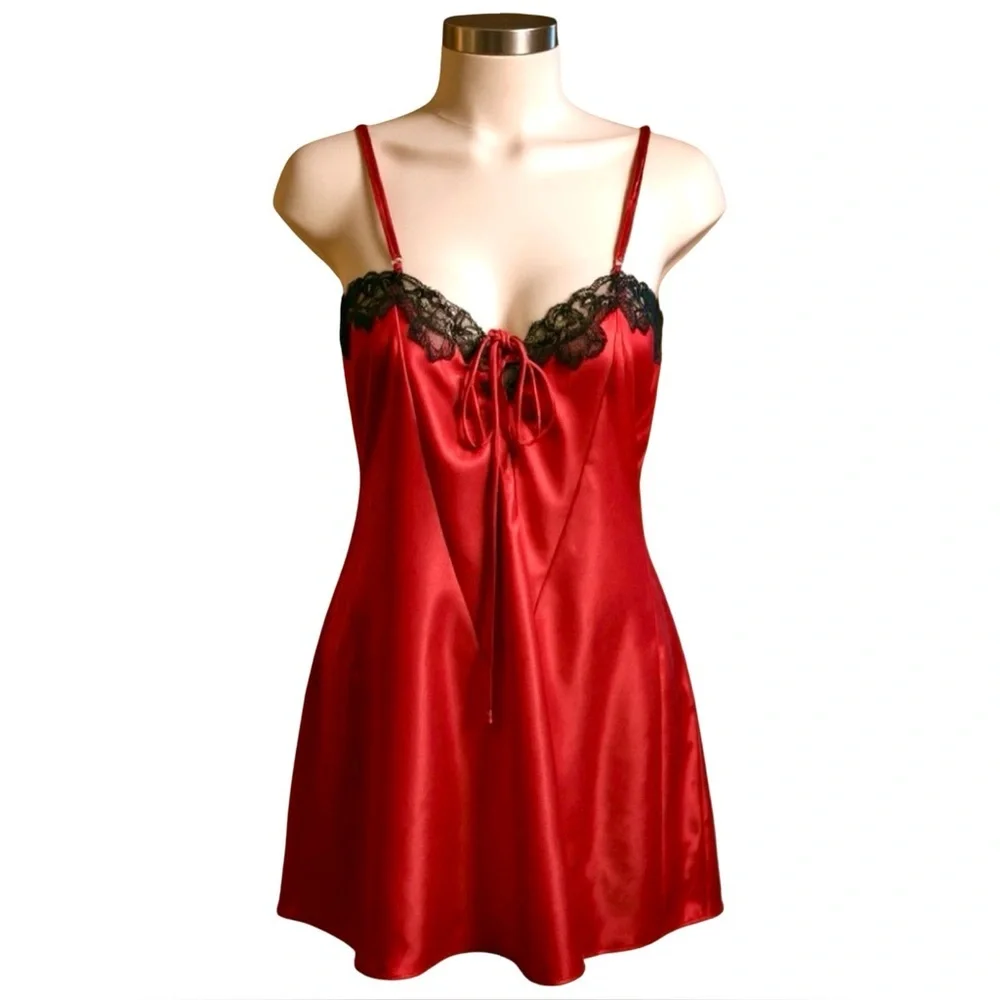 Frederick's of Hollywood Scarlet Satin Chemise with Ebony Lace Small